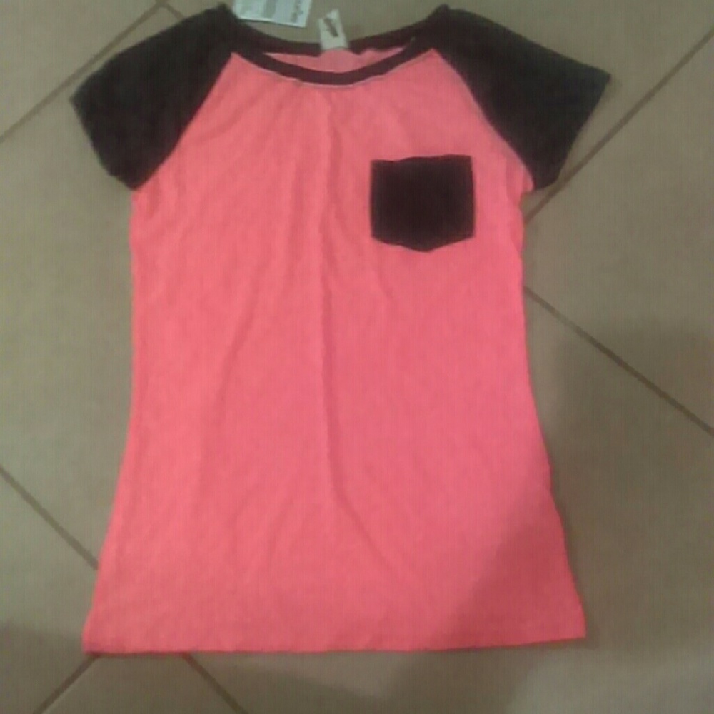 Tee shirt